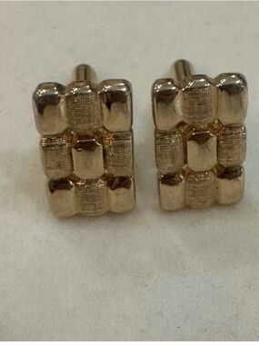 Vintage Signed Swank Gold Tone Textured Block Cufflinks - MCM Non-Magnetic